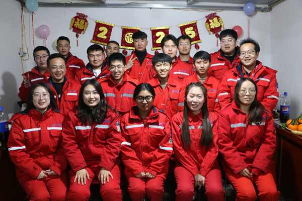 “元”夢新程，“旦”啟華章--榆林分公司項(xiàng)目一線同慶元旦照片 (1)_副本.jpg